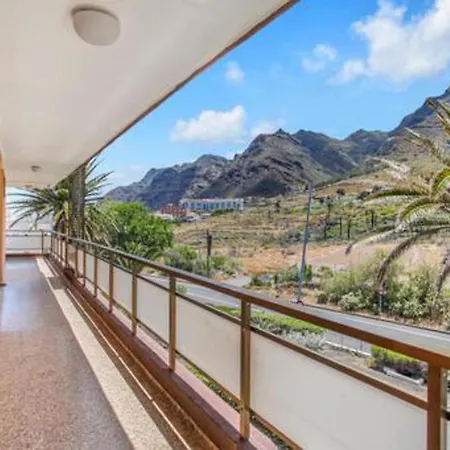 Impeccable 2-bed In Bajamar